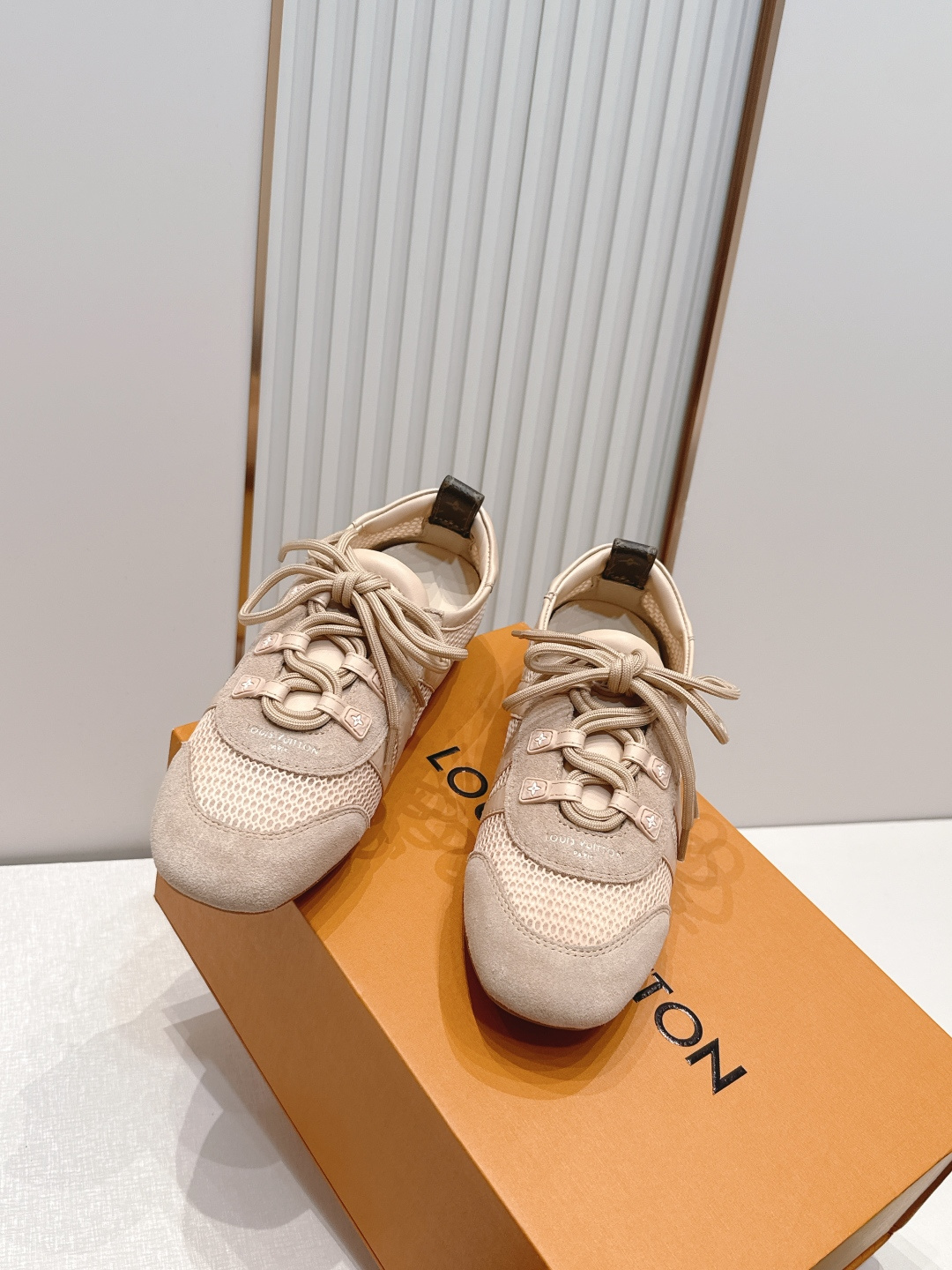 顶级版本： 半拖款Louis Vuitton路易威登驴牌春夏Sneakerina系列 芭蕾运动鞋 德训鞋