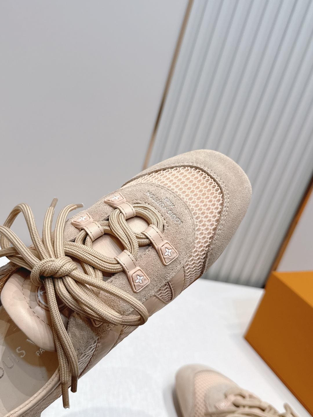 顶级版本： 半拖款Louis Vuitton路易威登驴牌春夏Sneakerina系列 芭蕾运动鞋 德训鞋