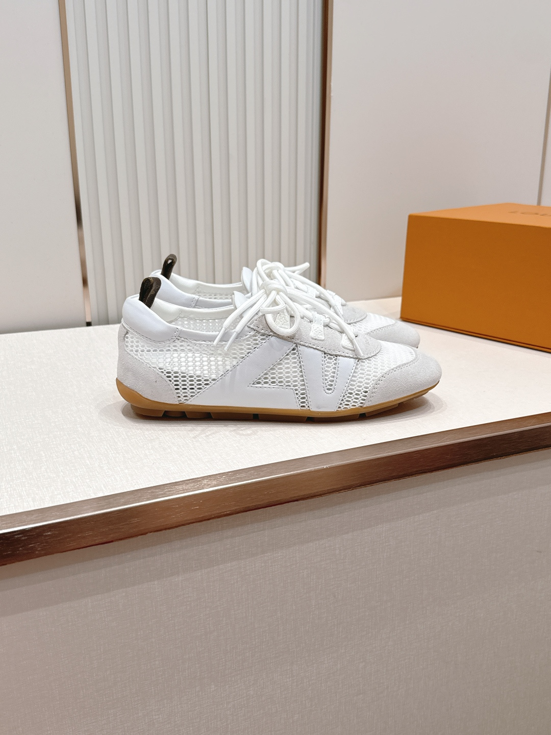 顶级版本： 半拖款Louis Vuitton路易威登驴牌春夏Sneakerina系列 芭蕾运动鞋 德训鞋