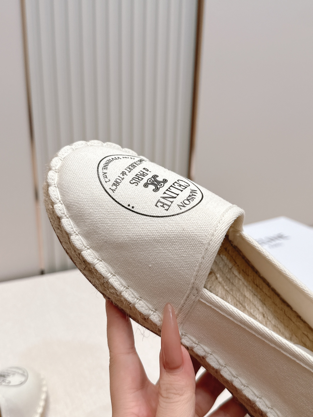 【CELINE·思琳】赛琳MAISON系列春夏最新款帆布渔夫鞋超多明星网红种草 鞋头印有“MAISON 