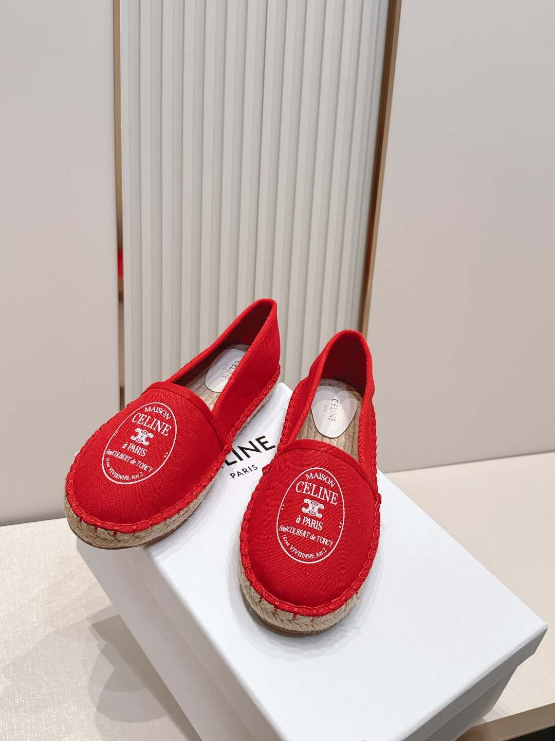 【CELINE·思琳】赛琳MAISON系列春夏最新款帆布渔夫鞋超多明星网红种草 鞋头印有“MAISON 