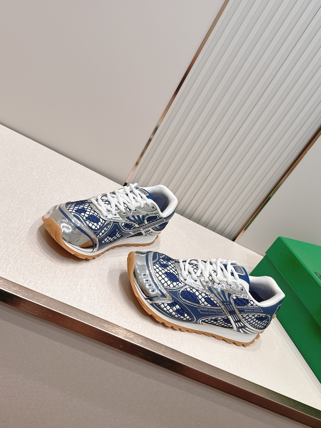 经典升级 加新色 全色系  情侣款  Bottega Veneta  BV Orbit设计师谢幕款 休闲