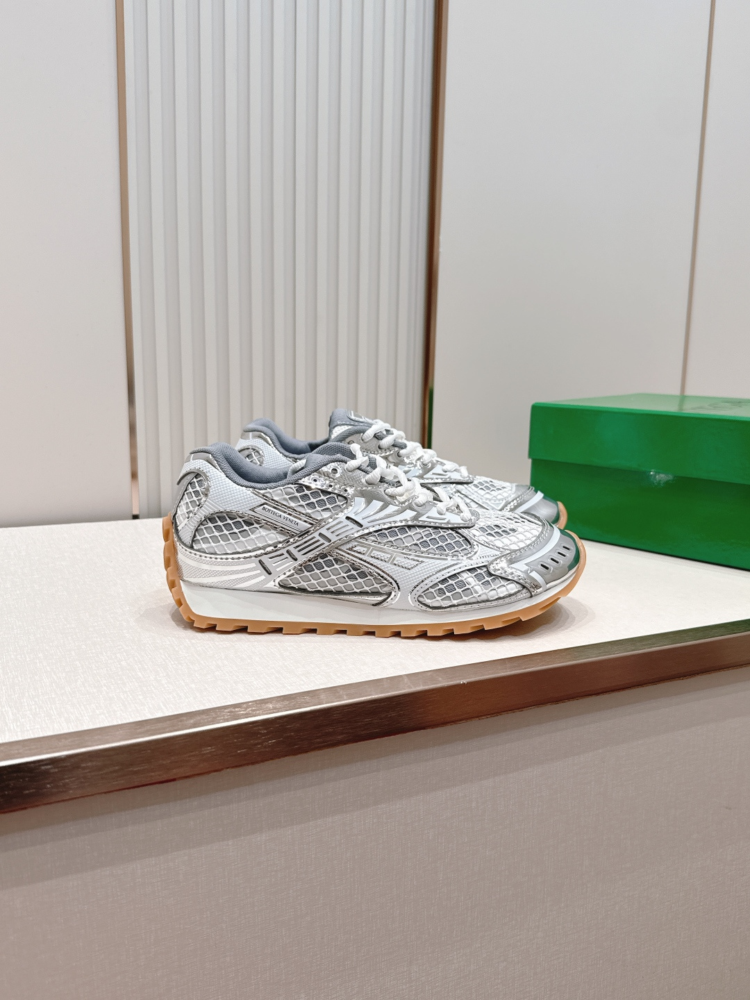 经典升级 加新色 全色系  情侣款  Bottega Veneta  BV Orbit设计师谢幕款 休闲
