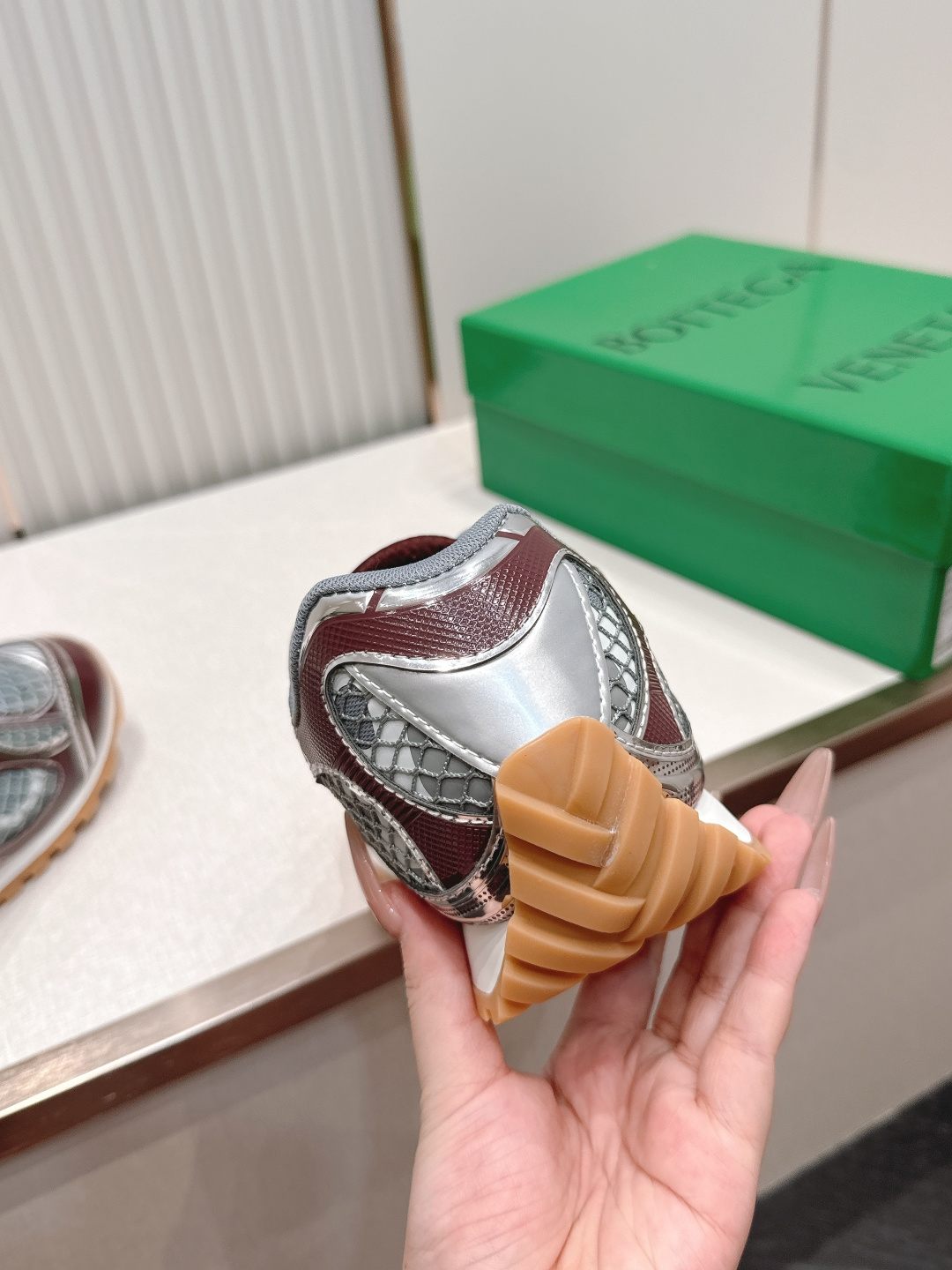 经典升级 加新色 全色系  情侣款  Bottega Veneta  BV Orbit设计师谢幕款 休闲