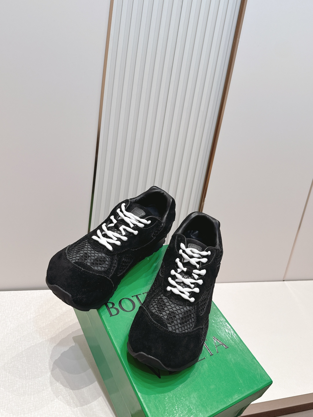经典升级 加新色 全色系  情侣款  Bottega Veneta  BV Orbit设计师谢幕款 休闲