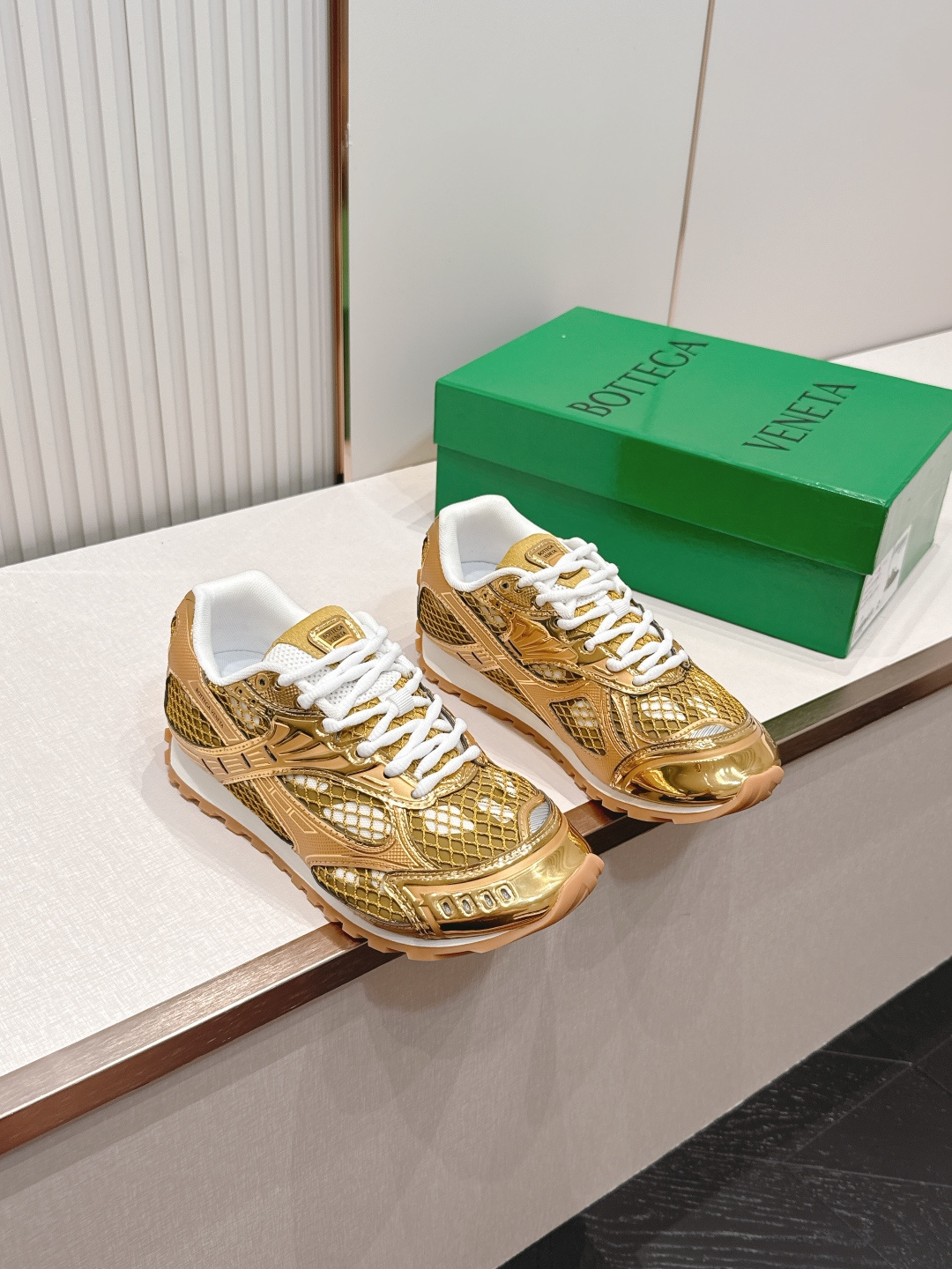 经典升级 加新色 全色系  情侣款  Bottega Veneta  BV Orbit设计师谢幕款 休闲