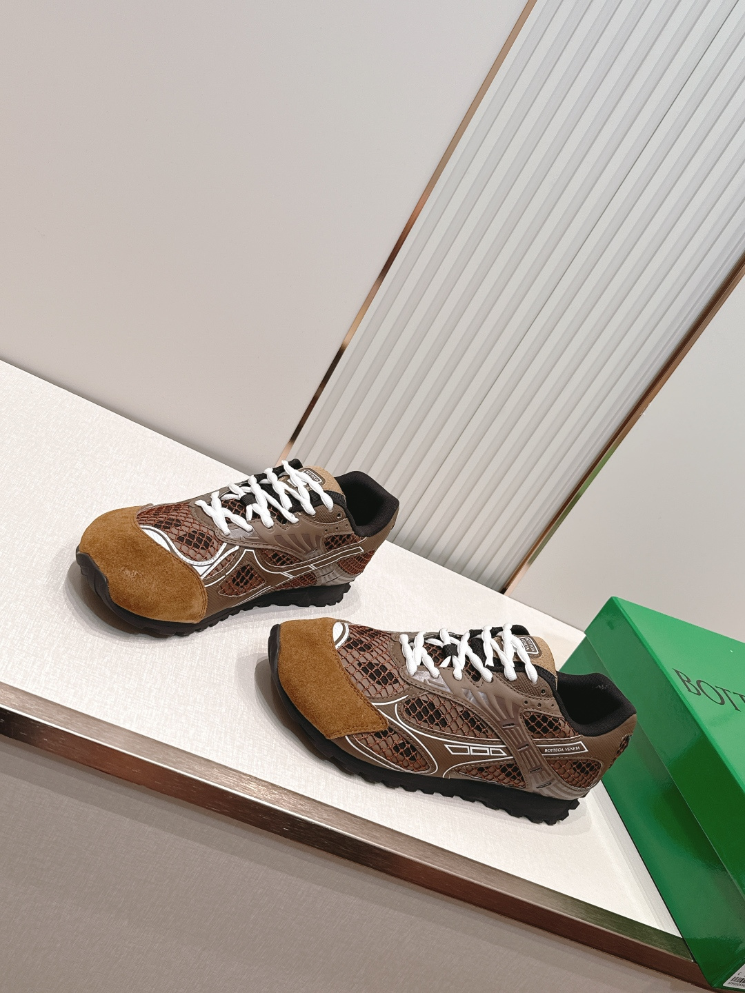经典升级 加新色 全色系  情侣款  Bottega Veneta  BV Orbit设计师谢幕款 休闲