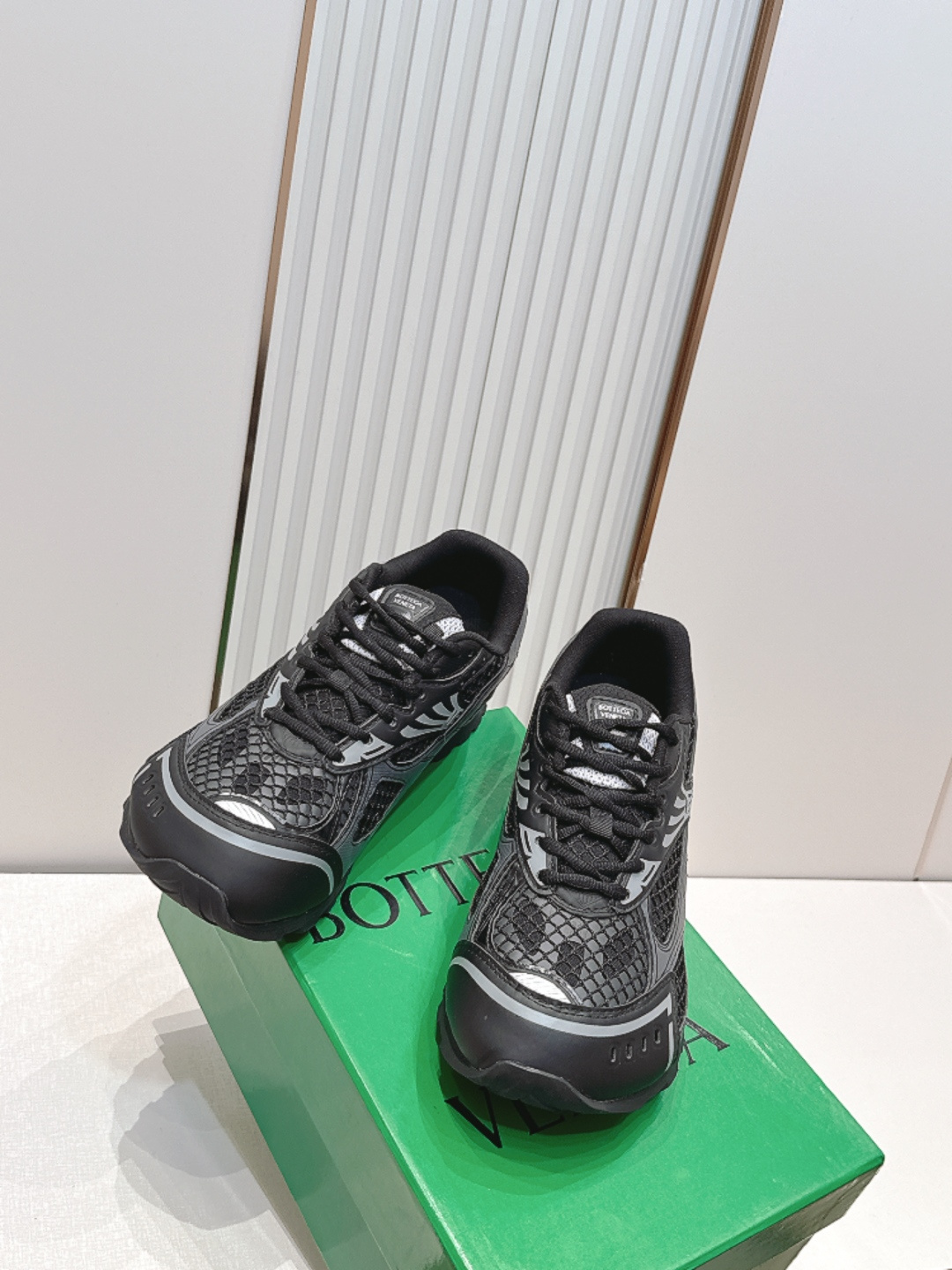 经典升级 加新色 全色系  情侣款  Bottega Veneta  BV Orbit设计师谢幕款 休闲