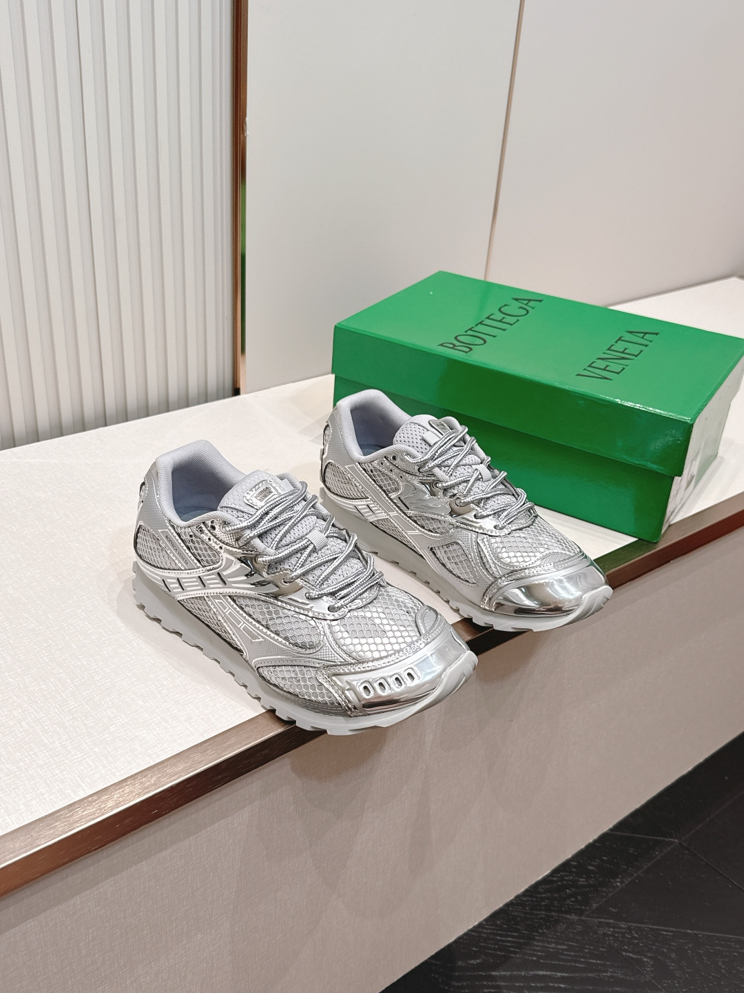 经典升级 加新色 全色系  情侣款  Bottega Veneta  BV Orbit设计师谢幕款 休闲