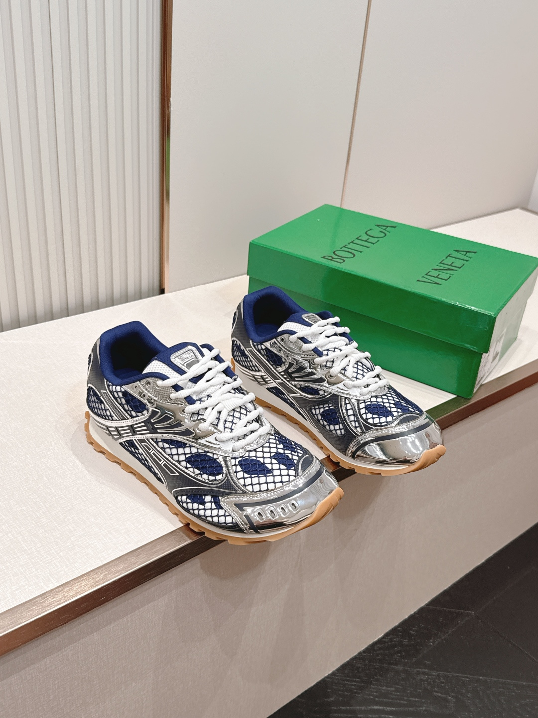 经典升级 加新色 全色系  情侣款  Bottega Veneta  BV Orbit设计师谢幕款 休闲