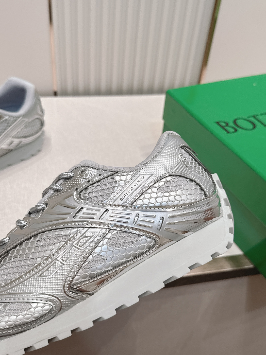 经典升级 加新色 全色系  情侣款  Bottega Veneta  BV Orbit设计师谢幕款 休闲