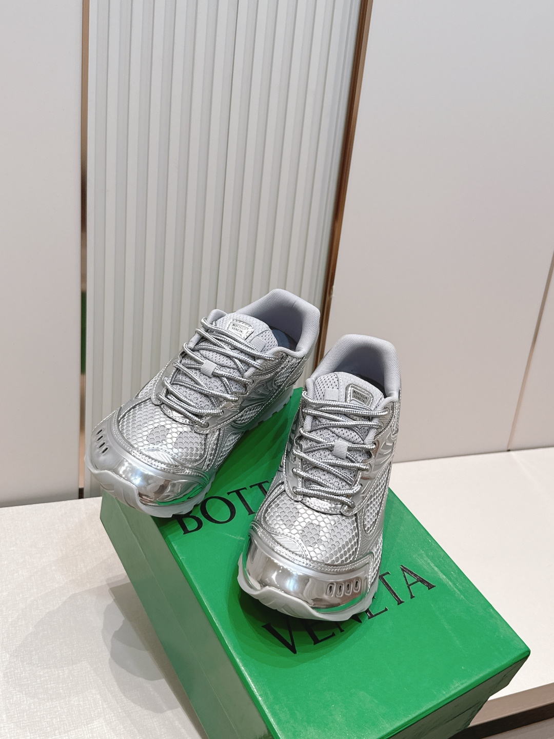 经典升级 加新色 全色系  情侣款  Bottega Veneta  BV Orbit设计师谢幕款 休闲