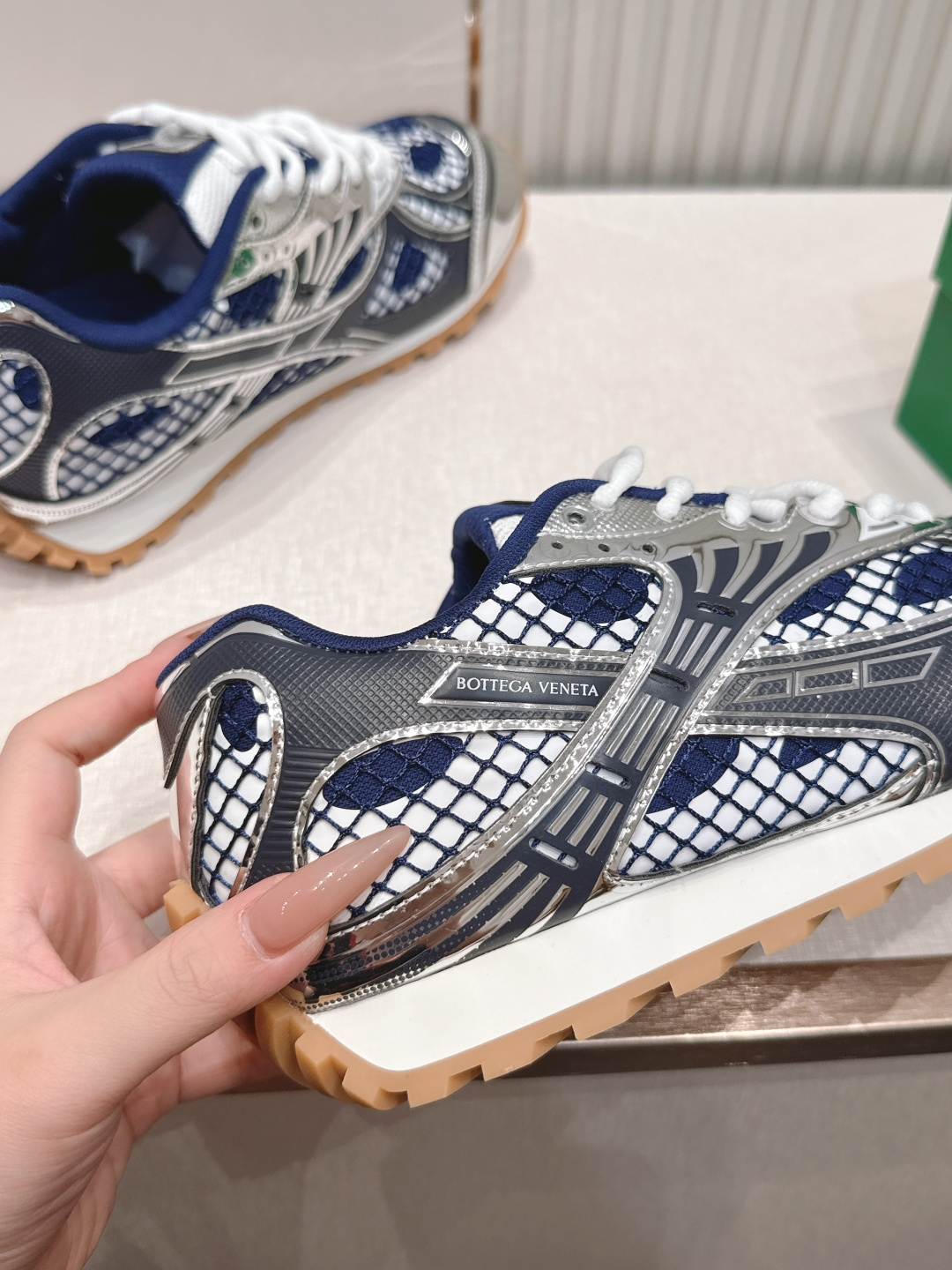 经典升级 加新色 全色系  情侣款  Bottega Veneta  BV Orbit设计师谢幕款 休闲