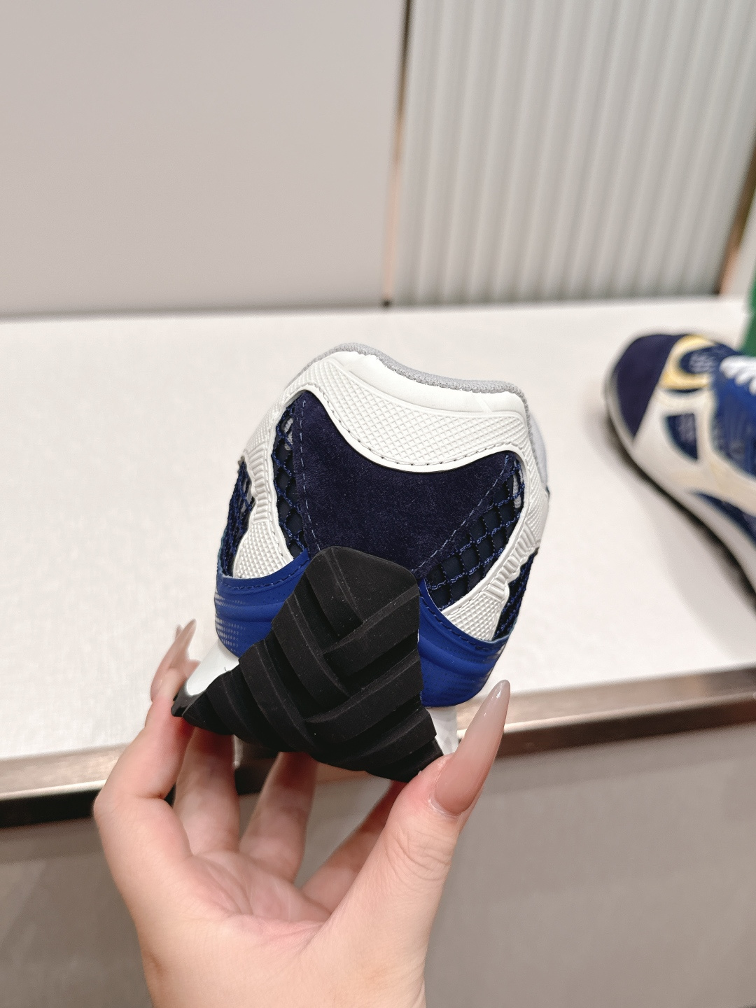 经典升级 加新色 全色系  情侣款  Bottega Veneta  BV Orbit设计师谢幕款 休闲