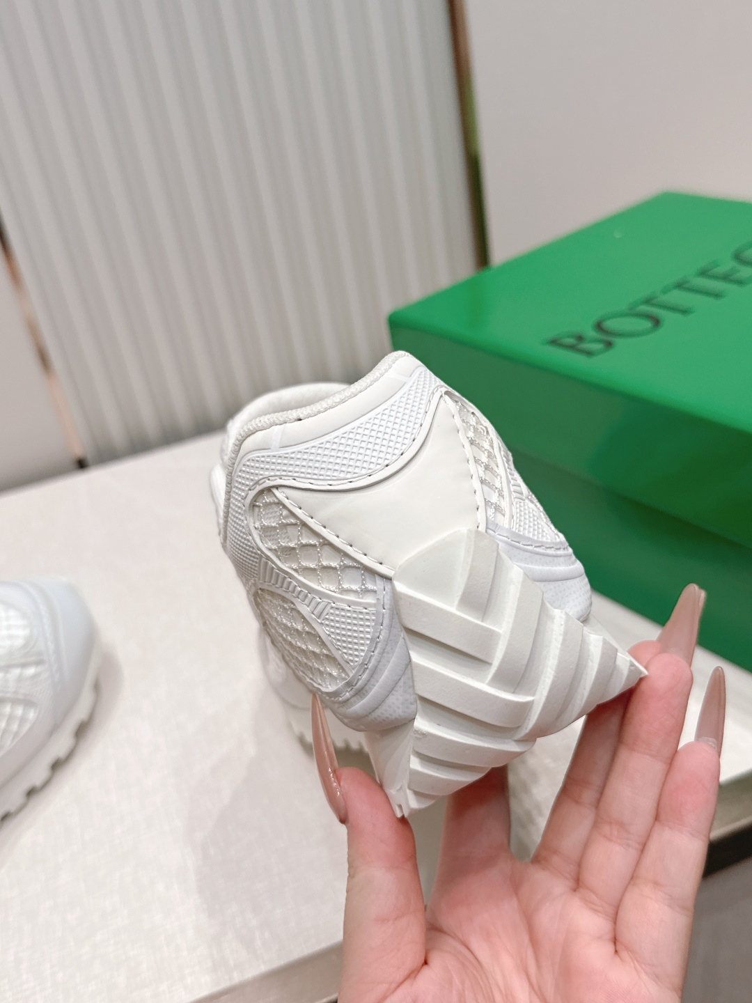 经典升级 加新色 全色系  情侣款  Bottega Veneta  BV Orbit设计师谢幕款 休闲