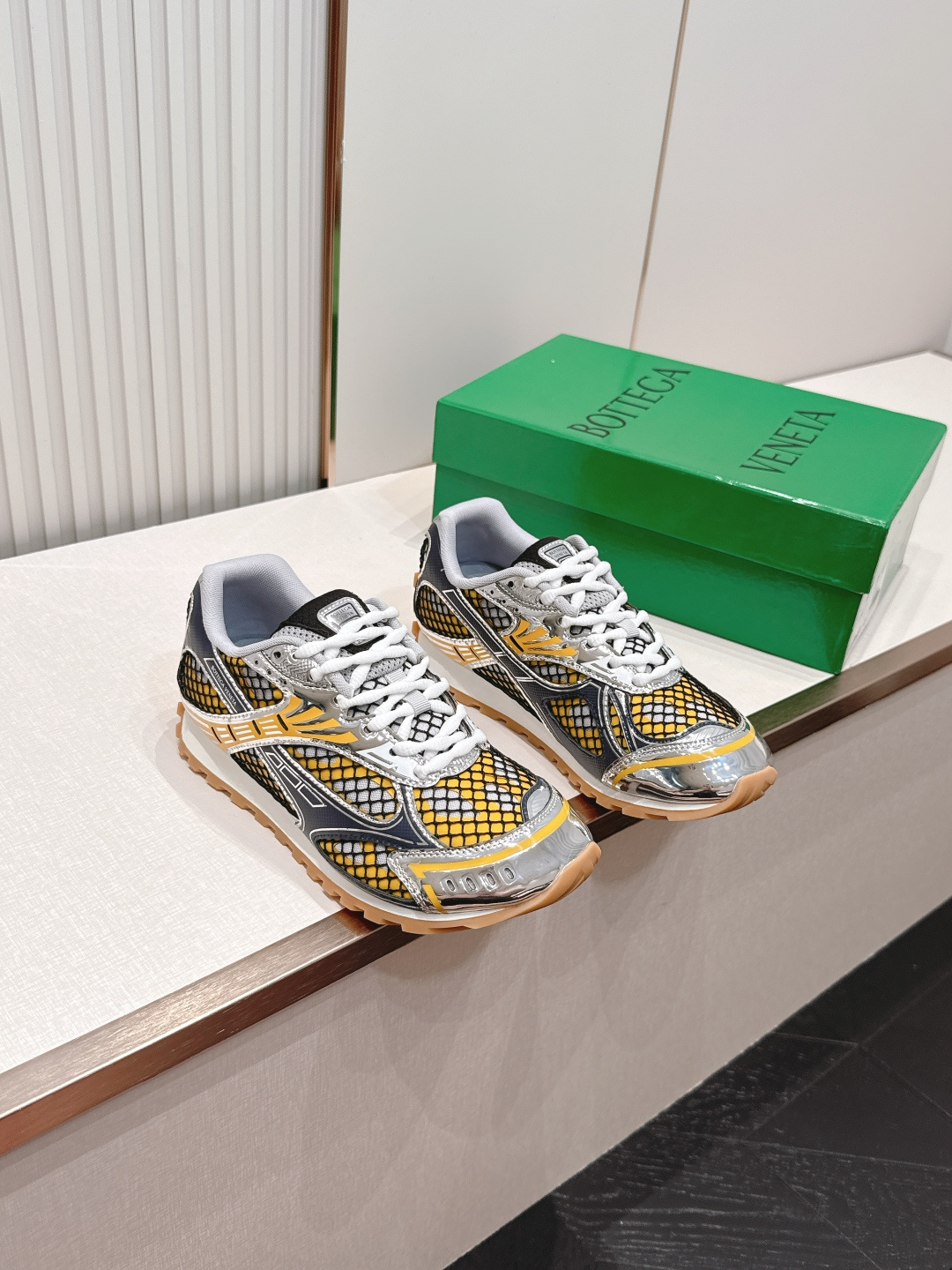 经典升级 加新色 全色系  情侣款  Bottega Veneta  BV Orbit设计师谢幕款 休闲