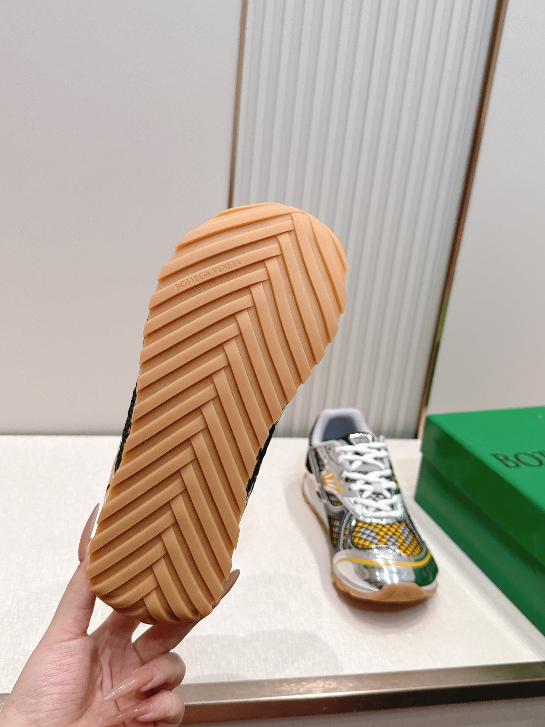 经典升级 加新色 全色系  情侣款  Bottega Veneta  BV Orbit设计师谢幕款 休闲
