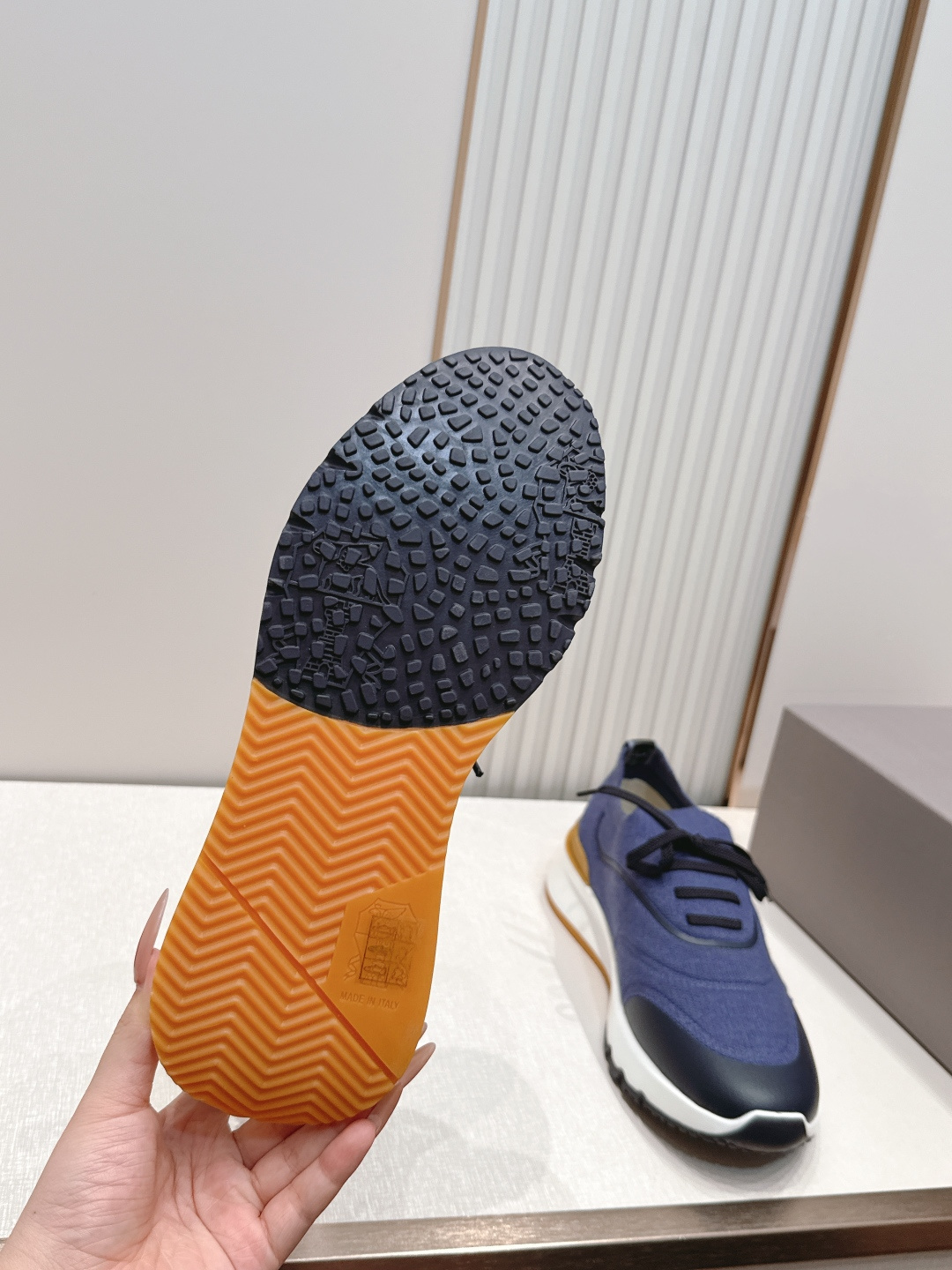 男款  BRUNELLO CUCINELLI新款男士系列老钱风休闲运动鞋bc很有品味 每一款都让人爱不释