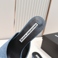 Alexander Wang26亚历山大王ss夏季新款中跟拖鞋夏日炸街神器,随性,经典版型,自带酷飒质感 Alexander Wang26亚历山大王ss夏季新款中跟拖鞋夏日炸街神器,随性,经典版型,自带酷飒质感
