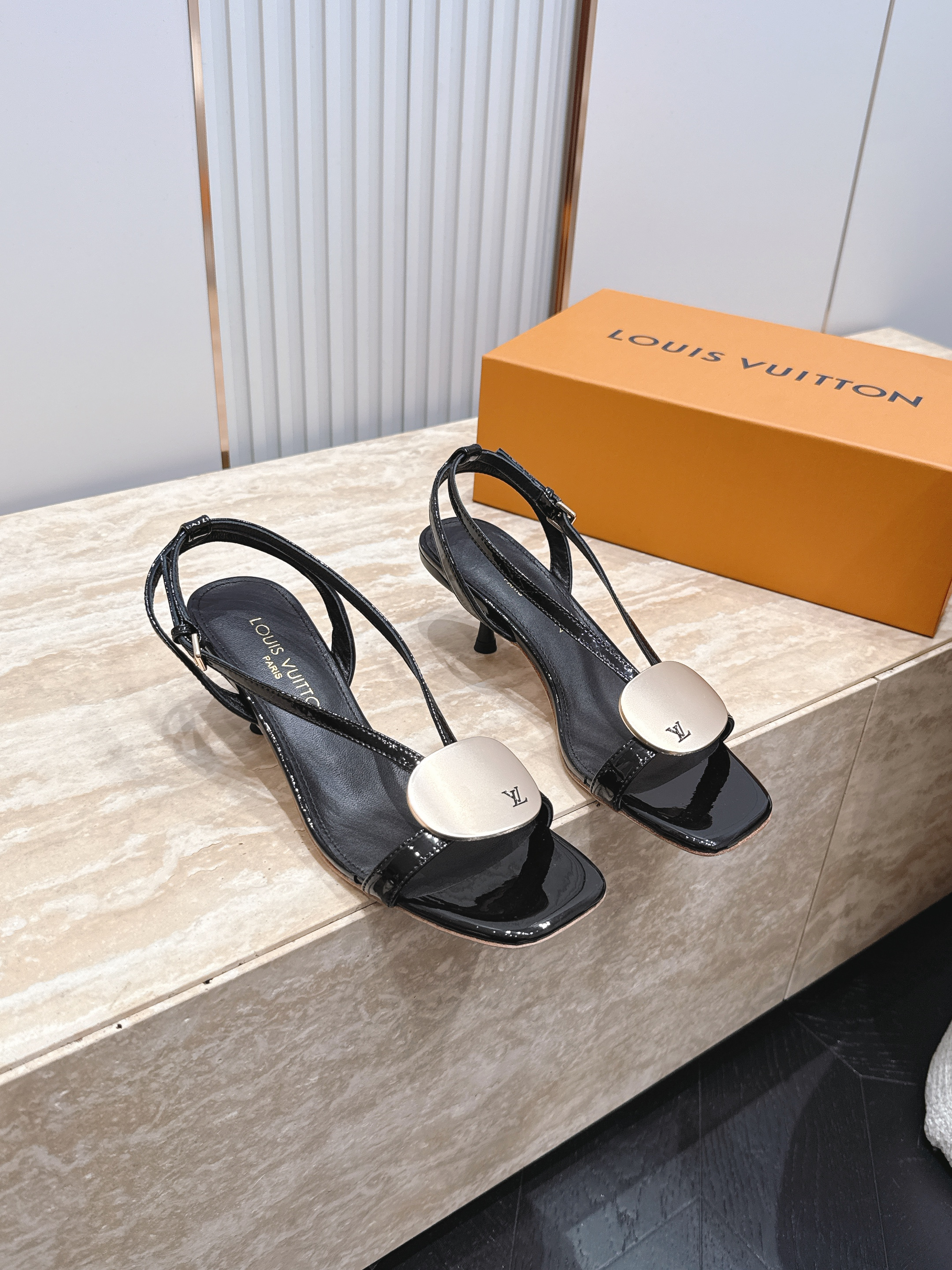 루이비통 신발 113562 Louis Vuitton Shoes