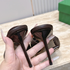 BV Cherry Flat Mule 舒适百搭 拖鞋 高跟 设计 舒适小羊皮 打结🪢 系列 跟高 9 BV Cherry Flat Mule 舒适百搭 拖鞋 高跟 设计 舒适小羊皮 打结🪢 系列 跟高 9