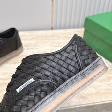 顶级版本 编织皮面 女 Bottega Veneta 2026vs早秋最新休闲鞋 男士+10 BV全新的 顶级版本 编织皮面 女 Bottega Veneta 2026vs早秋最新休闲鞋 男士+10 BV全新的