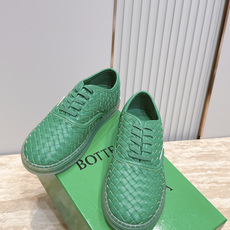 顶级版本 编织皮面 女 Bottega Veneta 2026vs早秋最新休闲鞋 男士+10 BV全新的 顶级版本 编织皮面 女 Bottega Veneta 2026vs早秋最新休闲鞋 男士+10 BV全新的