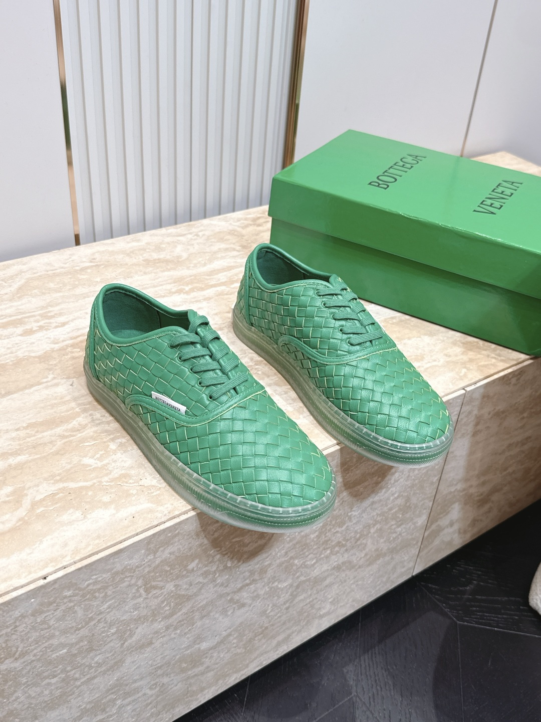 顶级版本 编织皮面 女 Bottega Veneta 2026vs早秋最新休闲鞋 男士+10 BV全新的