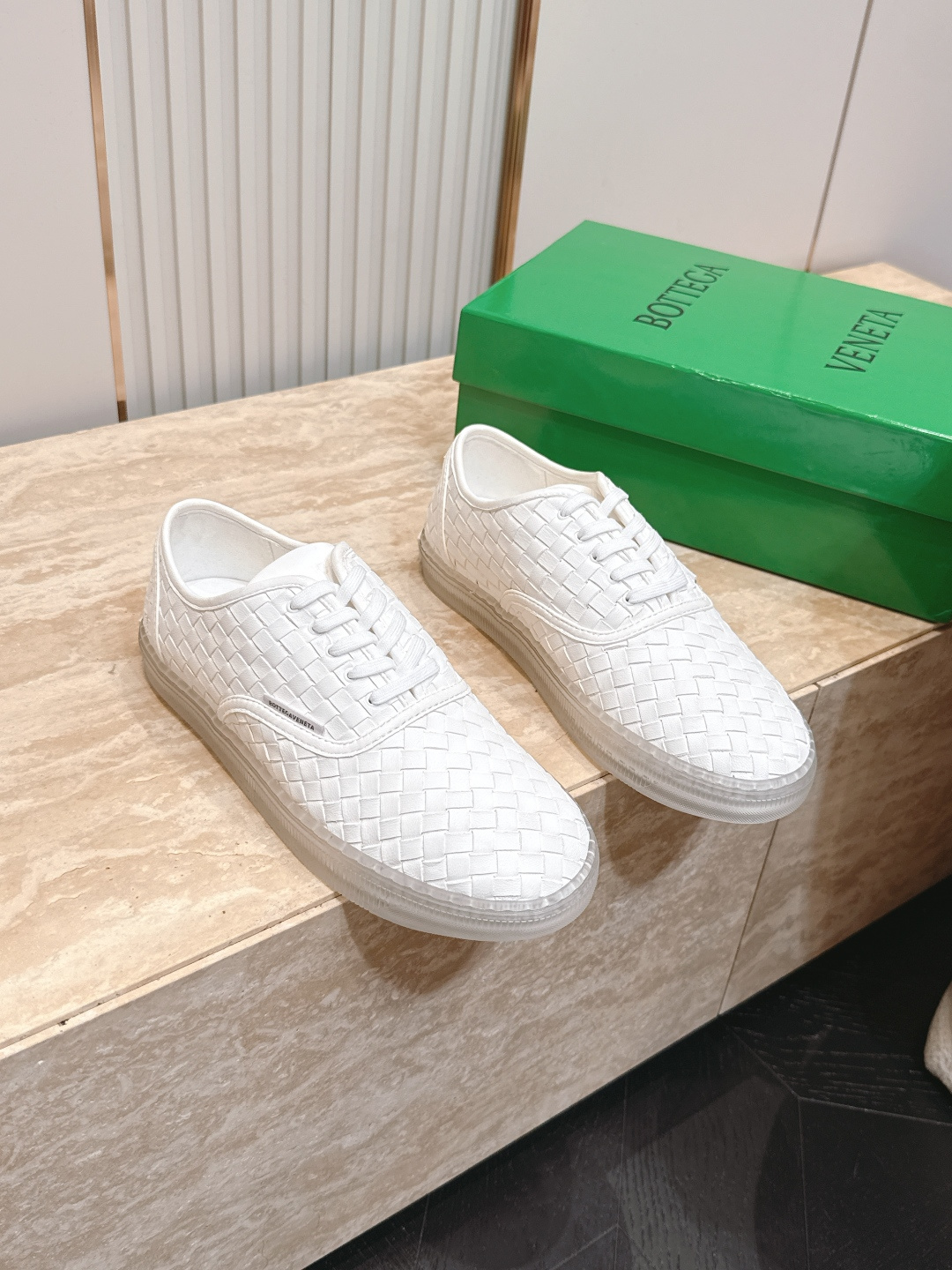 顶级版本 编织皮面 女 Bottega Veneta 2026vs早秋最新休闲鞋 男士+10 BV全新的