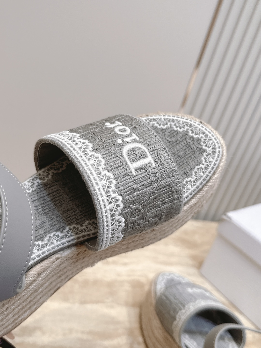 26ss春夏新款Dior 迪奥 J'Adior饰带坡跟凉凉鞋经典CD字母织带蝴蝶结方头厚底拖鞋草编麻绳底