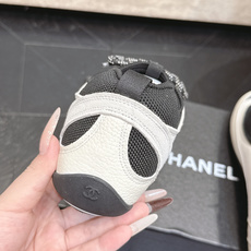 +新色!! CHANEL香奈儿26A 新款菱角熊猫鞋休闲运动鞋德训鞋专柜同步 专柜非常火爆 非常难买 +新色!! CHANEL香奈儿26A 新款菱角熊猫鞋休闲运动鞋德训鞋专柜同步 专柜非常火爆 非常难买