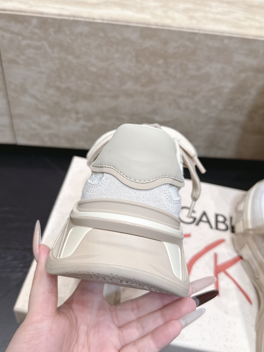 女款DOLCE & GABBANA 杜嘉班纳 26vs早秋新款休闲系列…【拼色厚底休闲鞋】原版1:1定制