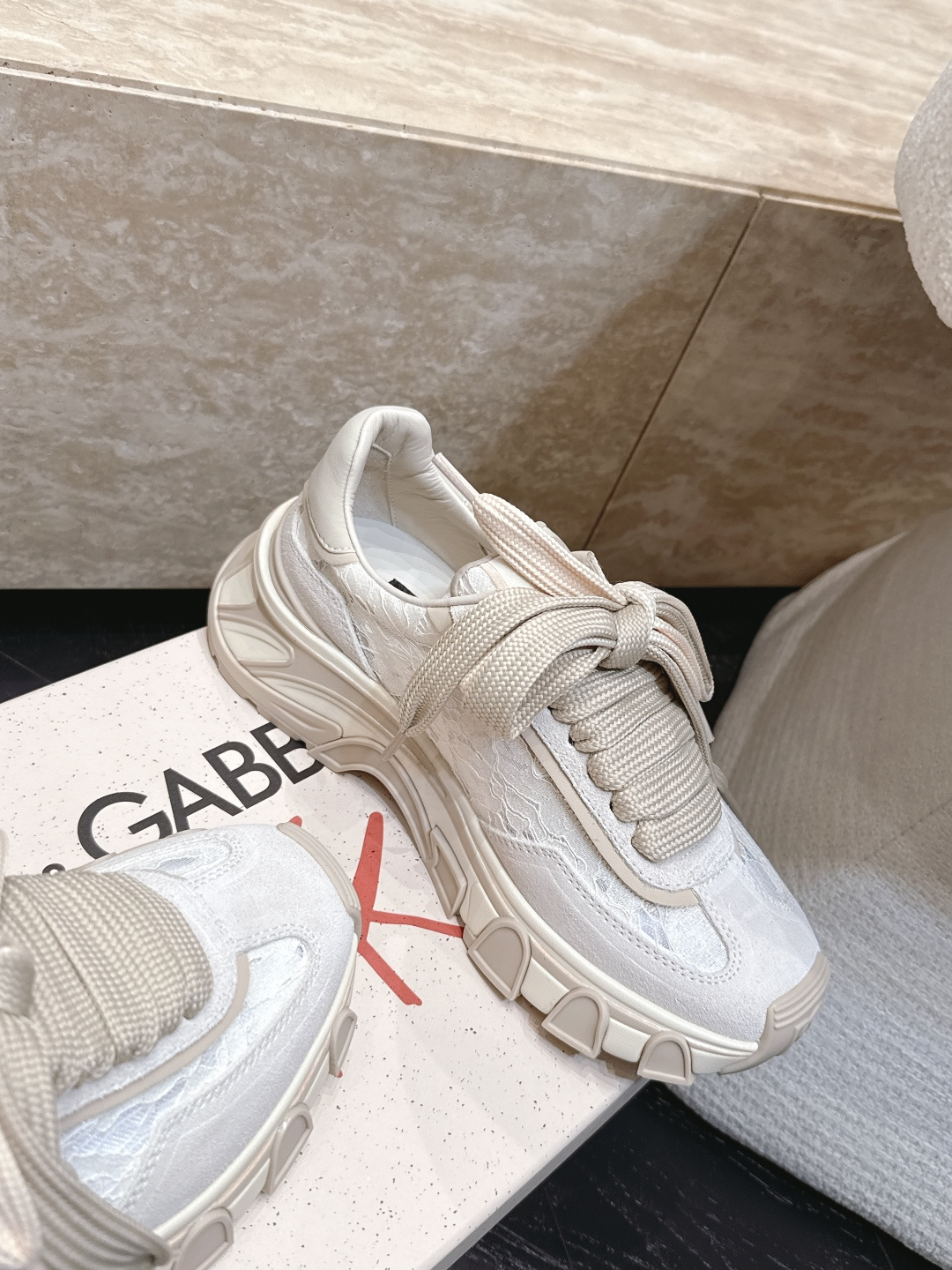 女款DOLCE & GABBANA 杜嘉班纳 26vs早秋新款休闲系列…【拼色厚底休闲鞋】原版1:1定制