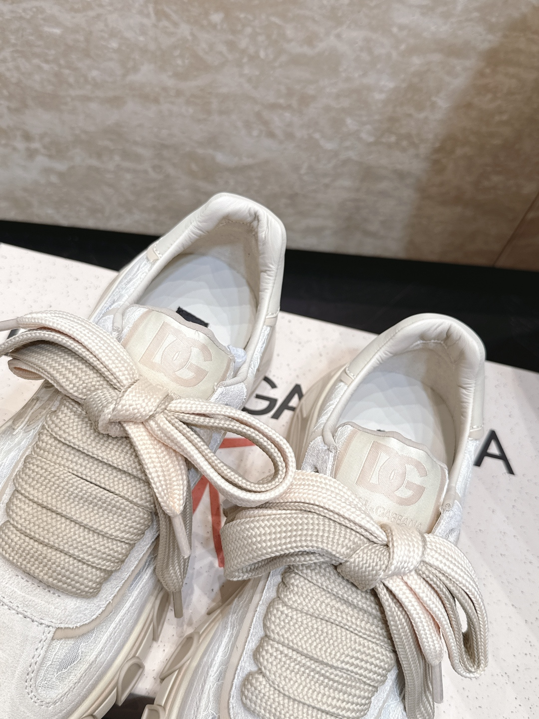 女款DOLCE & GABBANA 杜嘉班纳 26vs早秋新款休闲系列…【拼色厚底休闲鞋】原版1:1定制