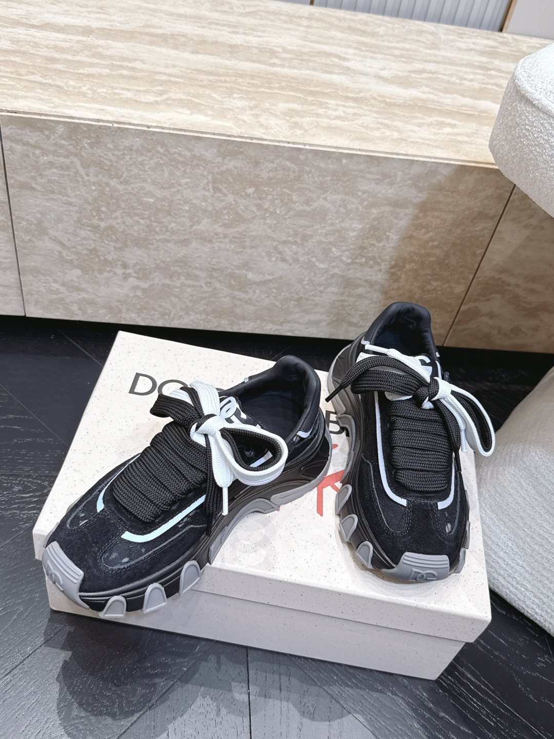 女款DOLCE & GABBANA 杜嘉班纳 26vs早秋新款休闲系列…【拼色厚底休闲鞋】原版1:1定制