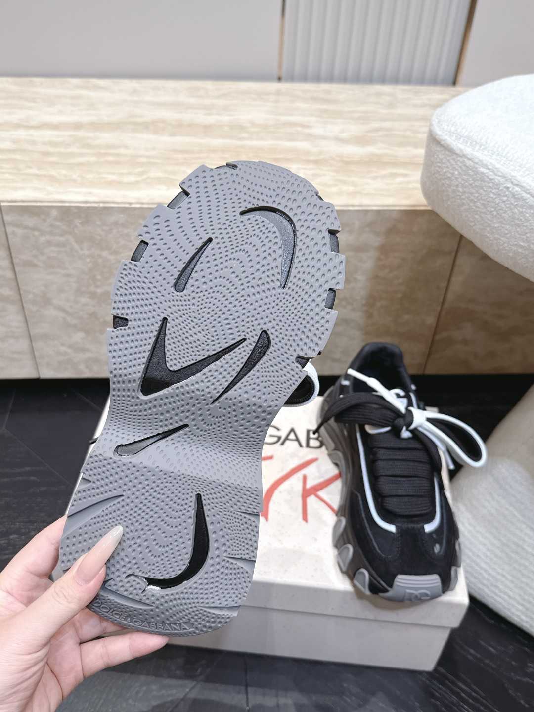 女款DOLCE & GABBANA 杜嘉班纳 26vs早秋新款休闲系列…【拼色厚底休闲鞋】原版1:1定制