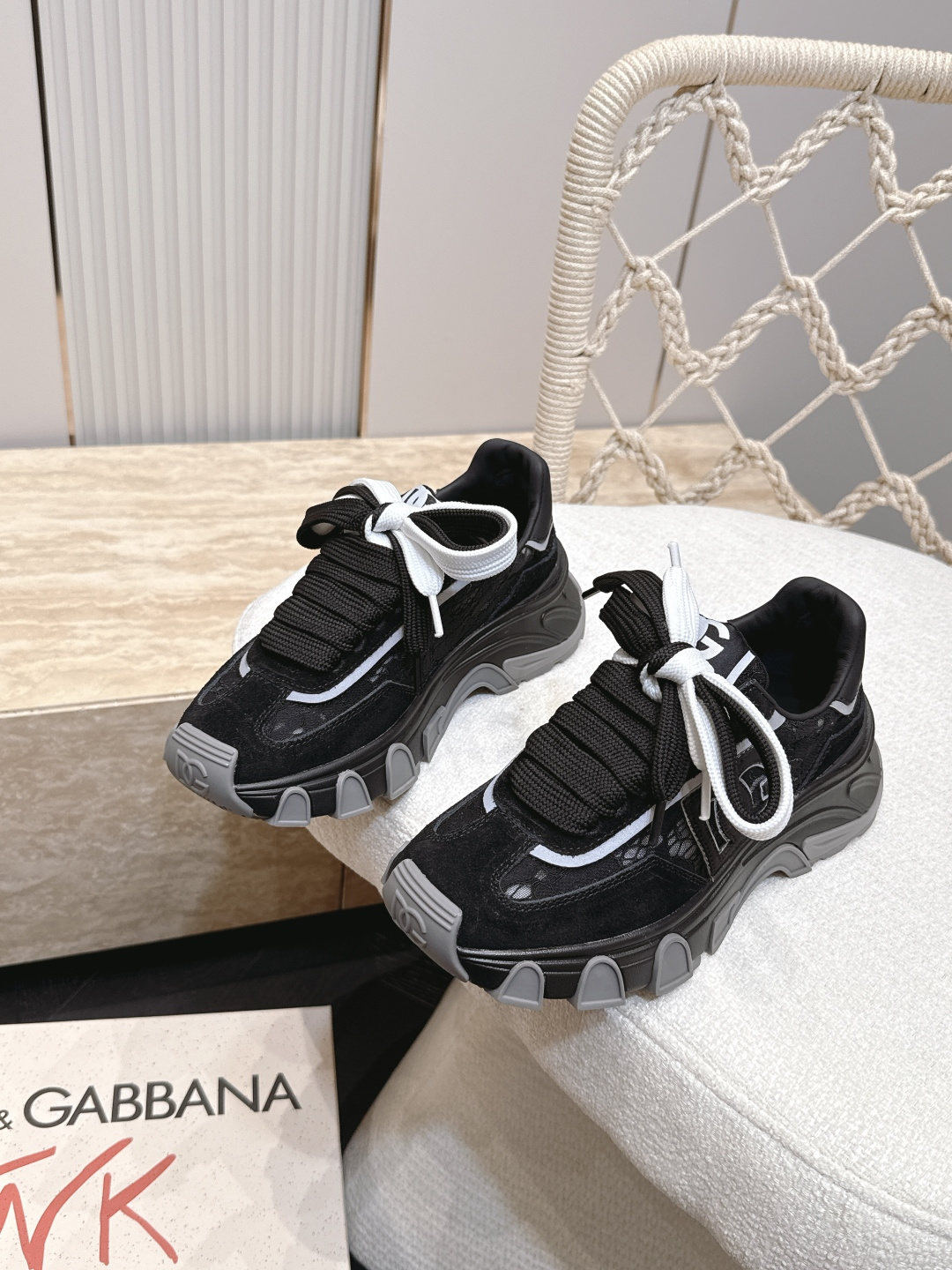 女款DOLCE & GABBANA 杜嘉班纳 26vs早秋新款休闲系列…【拼色厚底休闲鞋】原版1:1定制