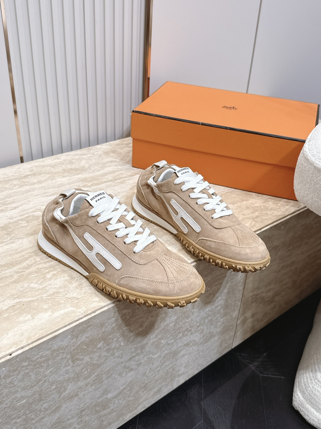 顶级版本 新色 女Hermes 爱马仕 2026 新款Jet休闲运动鞋德训鞋 全色系！！！！男士+10工