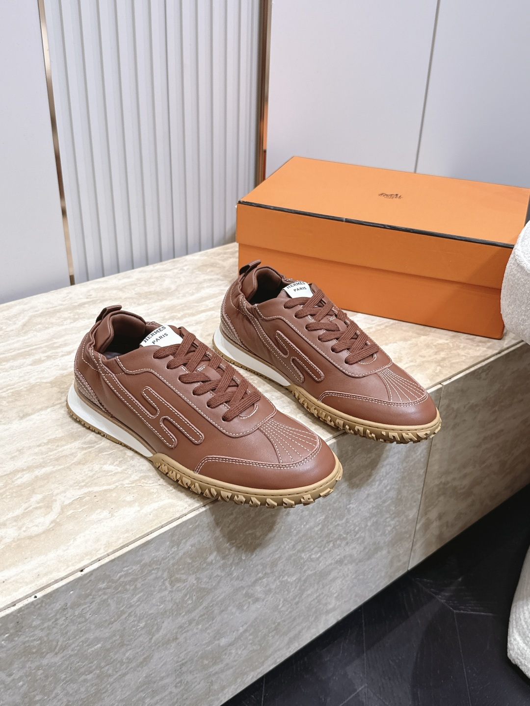顶级版本 新色 女Hermes 爱马仕 2026 新款Jet休闲运动鞋德训鞋 全色系！！！！男士+10工