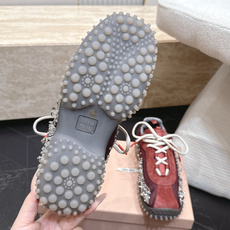 钻面 Miu Miu26ss夏季新款水钻亮片德训运动鞋自带精致甜奢复古氛围感的水钻亮片德训休闲鞋,侧边 钻面 Miu Miu26ss夏季新款水钻亮片德训运动鞋自带精致甜奢复古氛围感的水钻亮片德训休闲鞋,侧边