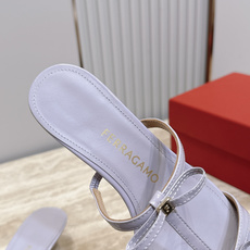 Ferragamo 菲拉格慕 26 小猫跟凉拖 原版私家开模跟型 带有 F logo 字样时尚的品牌LOGO持加,具有超 Ferragamo 菲拉格慕 26 小猫跟凉拖 原版私家开模跟型 带有 F logo 字样时尚的品牌LOGO持加,具有超