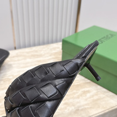 BV Cherry Flat Mule 舒适百搭 拖鞋 高跟 设计 舒适小羊皮 编织打结🪢凉拖鞋 中底车线工艺 舒适Q BV Cherry Flat Mule 舒适百搭 拖鞋 高跟 设计 舒适小羊皮 编织打结🪢凉拖鞋 中底车线工艺 舒适Q