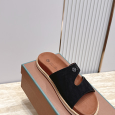 顶版 Brunello Cucinelli BC男士休闲男凉拖鞋饭列|此款凉拖鞋鞋面料采用意大利进口高丝光磨砂牛皮|脚 顶版 Brunello Cucinelli BC男士休闲男凉拖鞋饭列|此款凉拖鞋鞋面料采用意大利进口高丝光磨砂牛皮|脚