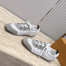 Louis Vuitton路易威登驴牌春夏Sneakerina系列 芭蕾运动鞋 德训鞋 平底鞋 原版三对购入开发完美复 Louis Vuitton路易威登驴牌春夏Sneakerina系列 芭蕾运动鞋 德训鞋 平底鞋 原版三对购入开发完美复