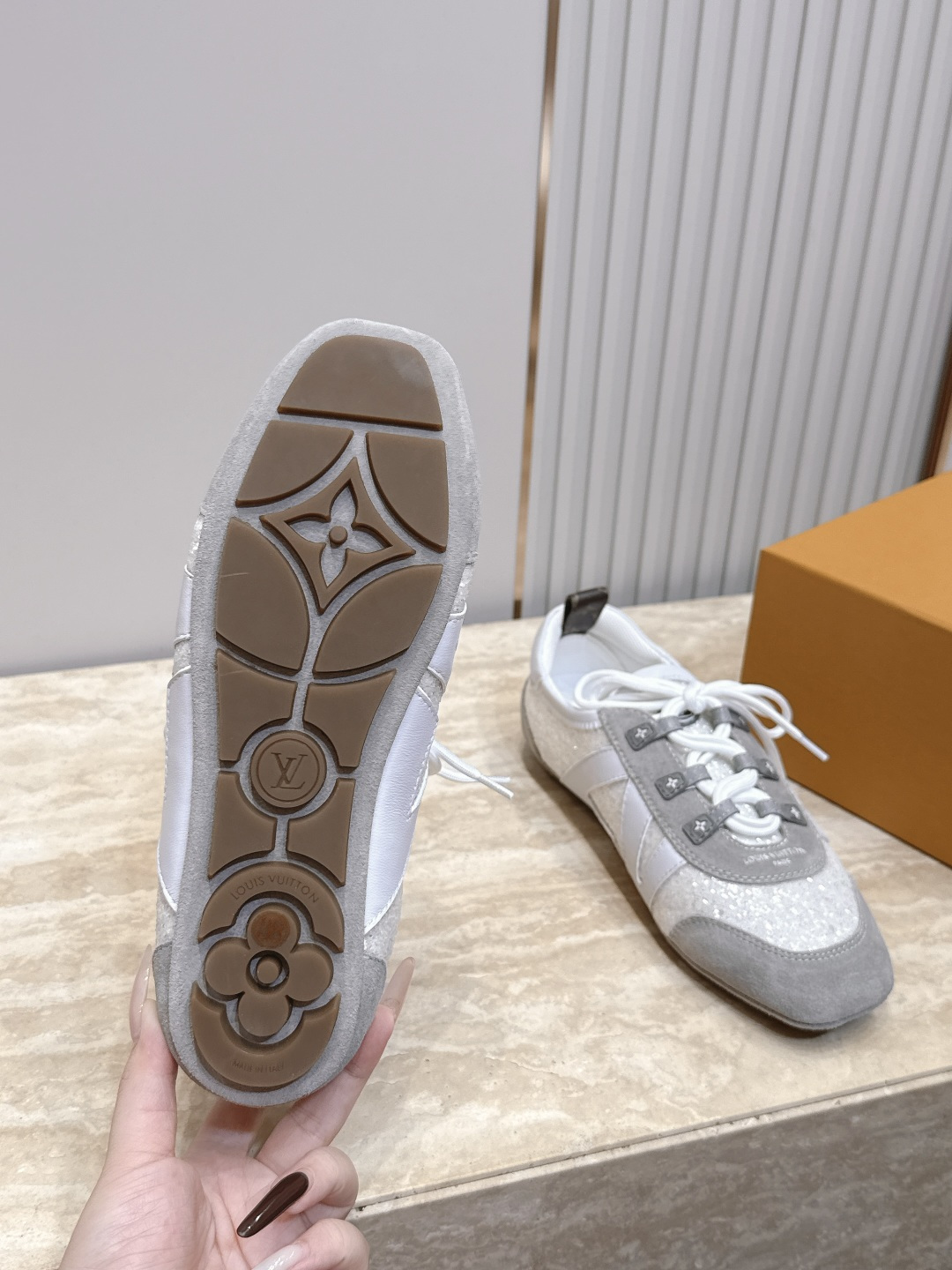 Louis Vuitton路易威登驴牌春夏Sneakerina系列 芭蕾运动鞋 德训鞋 平底鞋 原版三对购入开发完美复 Louis Vuitton路易威登驴牌春夏Sneakerina系列 芭蕾运动鞋 德训鞋 平底鞋 原版三对购入开发完美复