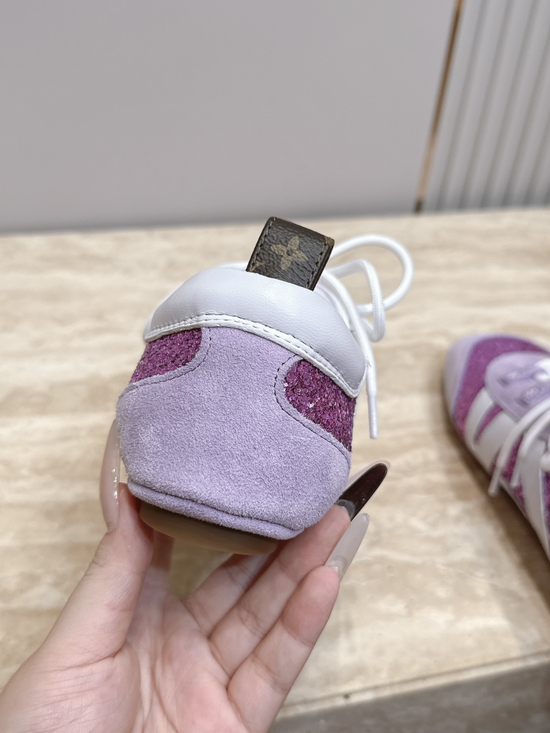 Louis Vuitton路易威登驴牌春夏Sneakerina系列 芭蕾运动鞋 德训鞋 平底鞋 原版三对购入开发完美复 Louis Vuitton路易威登驴牌春夏Sneakerina系列 芭蕾运动鞋 德训鞋 平底鞋 原版三对购入开发完美复
