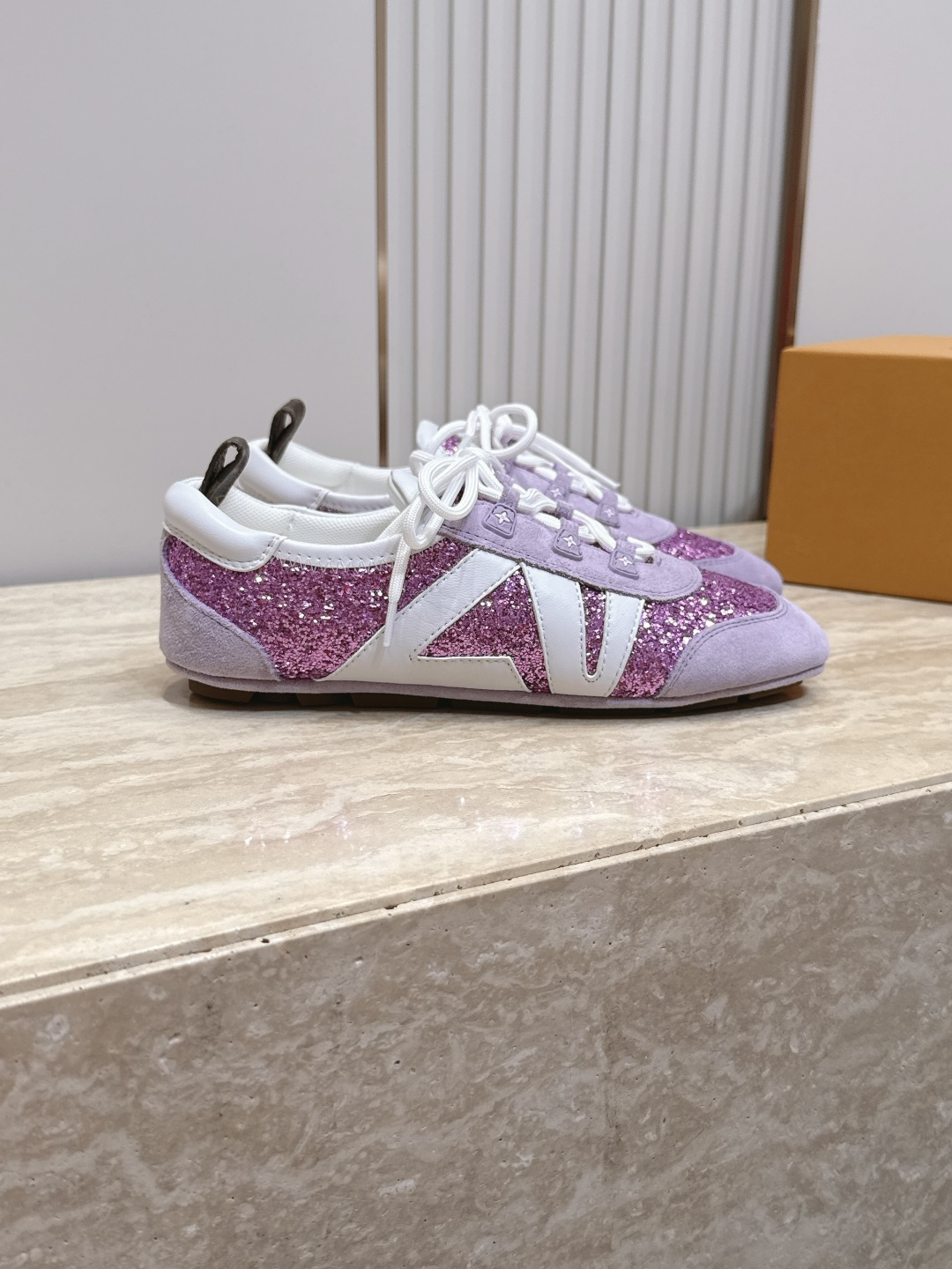 Louis Vuitton路易威登驴牌春夏Sneakerina系列 芭蕾运动鞋 德训鞋 平底鞋 原版三对购入开发完美复 Louis Vuitton路易威登驴牌春夏Sneakerina系列 芭蕾运动鞋 德训鞋 平底鞋 原版三对购入开发完美复