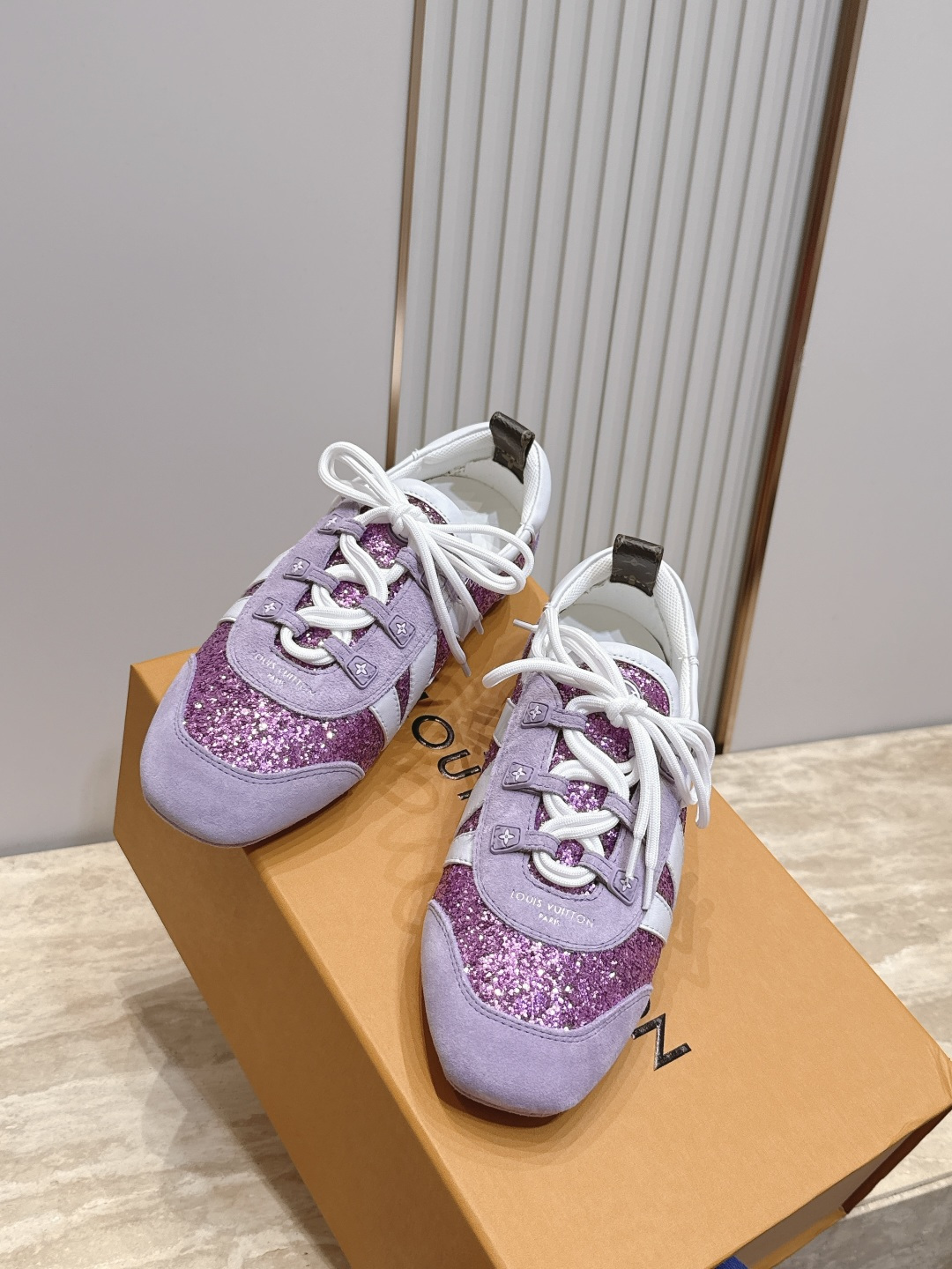 Louis Vuitton路易威登驴牌春夏Sneakerina系列 芭蕾运动鞋 德训鞋 平底鞋 原版三对购入开发完美复 Louis Vuitton路易威登驴牌春夏Sneakerina系列 芭蕾运动鞋 德训鞋 平底鞋 原版三对购入开发完美复