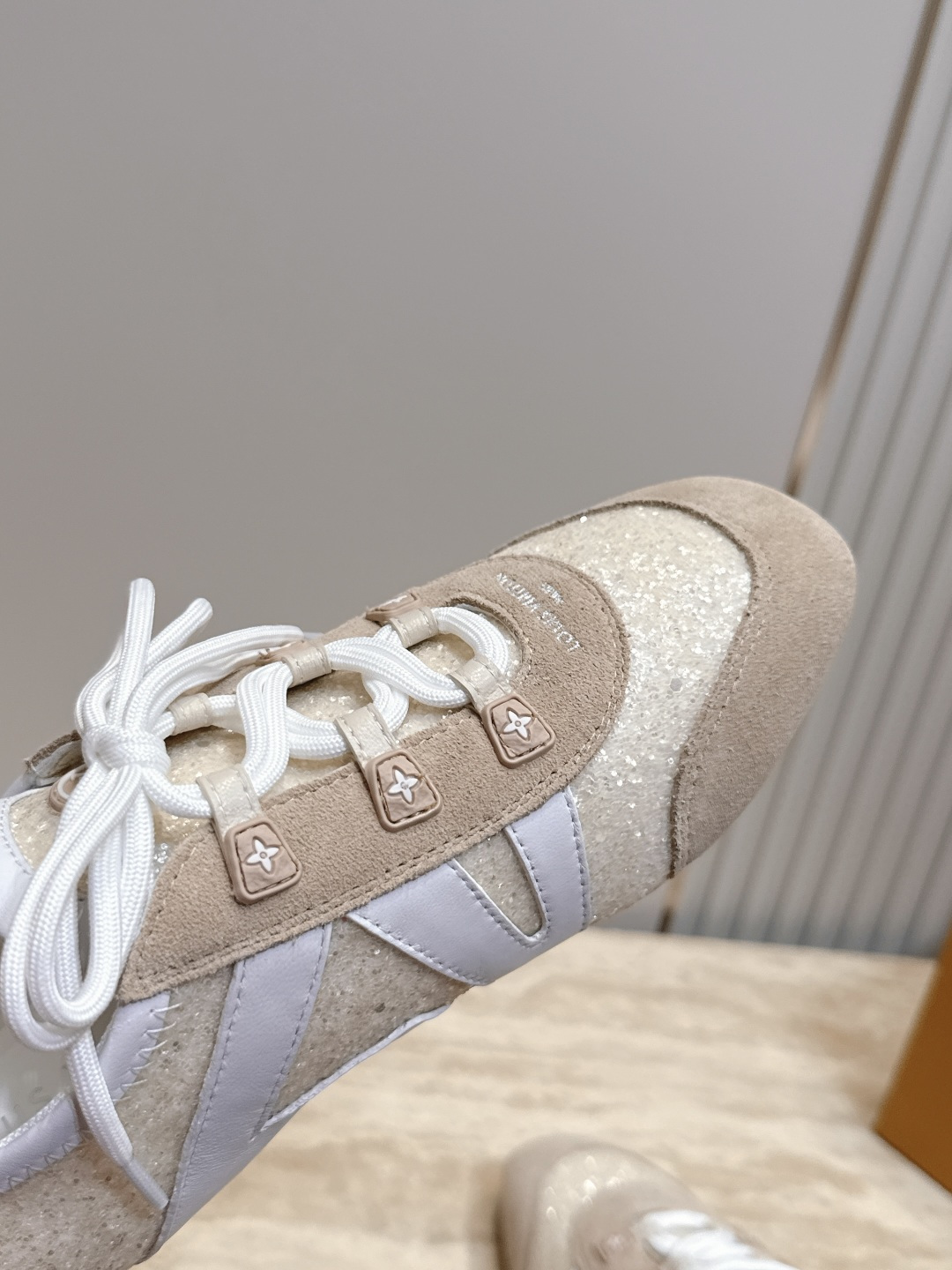 Louis Vuitton路易威登驴牌春夏Sneakerina系列 芭蕾运动鞋 德训鞋 平底鞋 原版三对购入开发完美复 Louis Vuitton路易威登驴牌春夏Sneakerina系列 芭蕾运动鞋 德训鞋 平底鞋 原版三对购入开发完美复