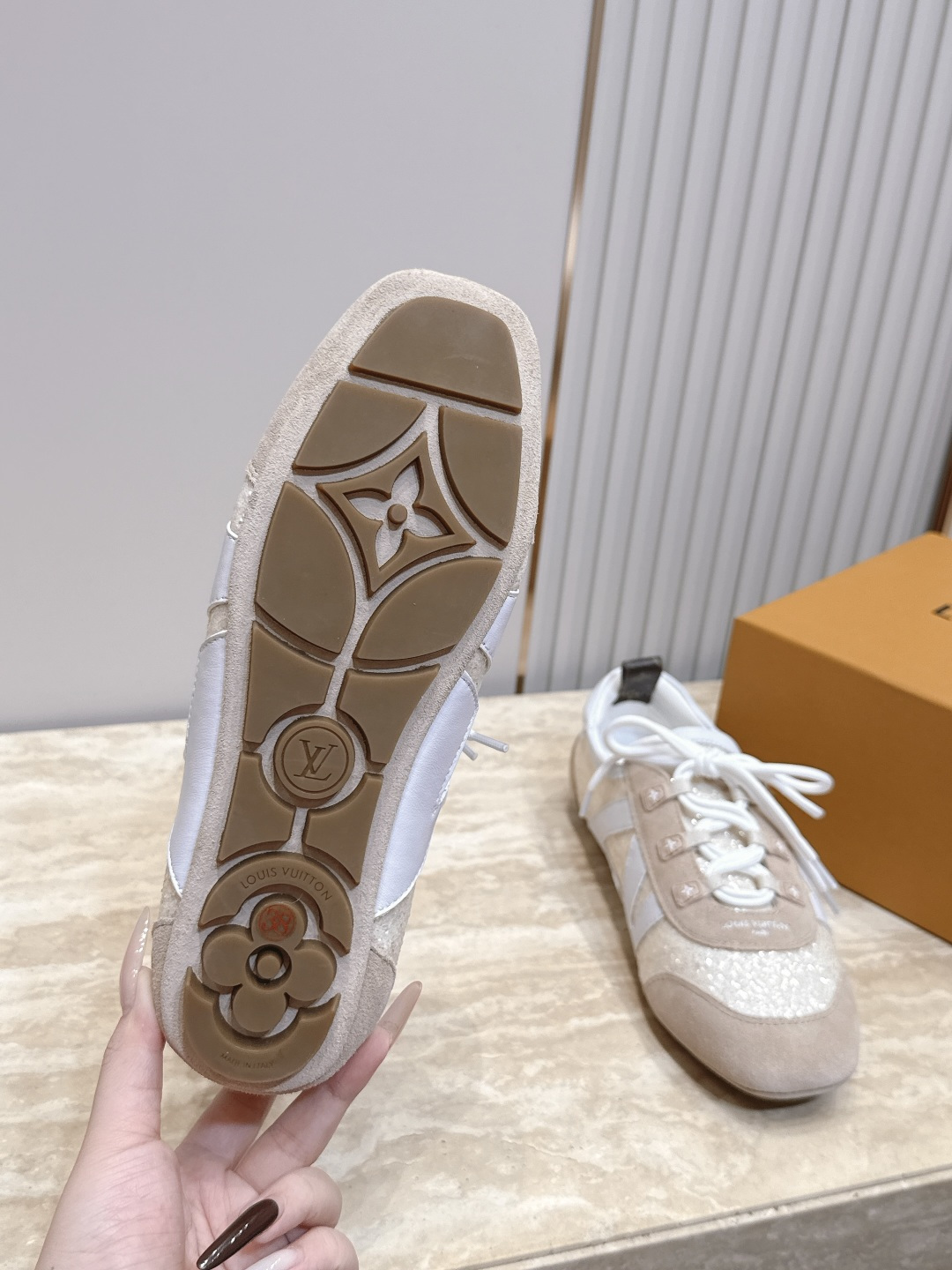 Louis Vuitton路易威登驴牌春夏Sneakerina系列 芭蕾运动鞋 德训鞋 平底鞋 原版三对购入开发完美复 Louis Vuitton路易威登驴牌春夏Sneakerina系列 芭蕾运动鞋 德训鞋 平底鞋 原版三对购入开发完美复